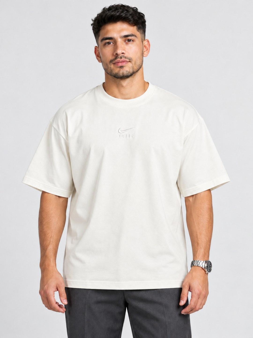 Camiseta Básica Oversized Nike Air Bordada — foto 4