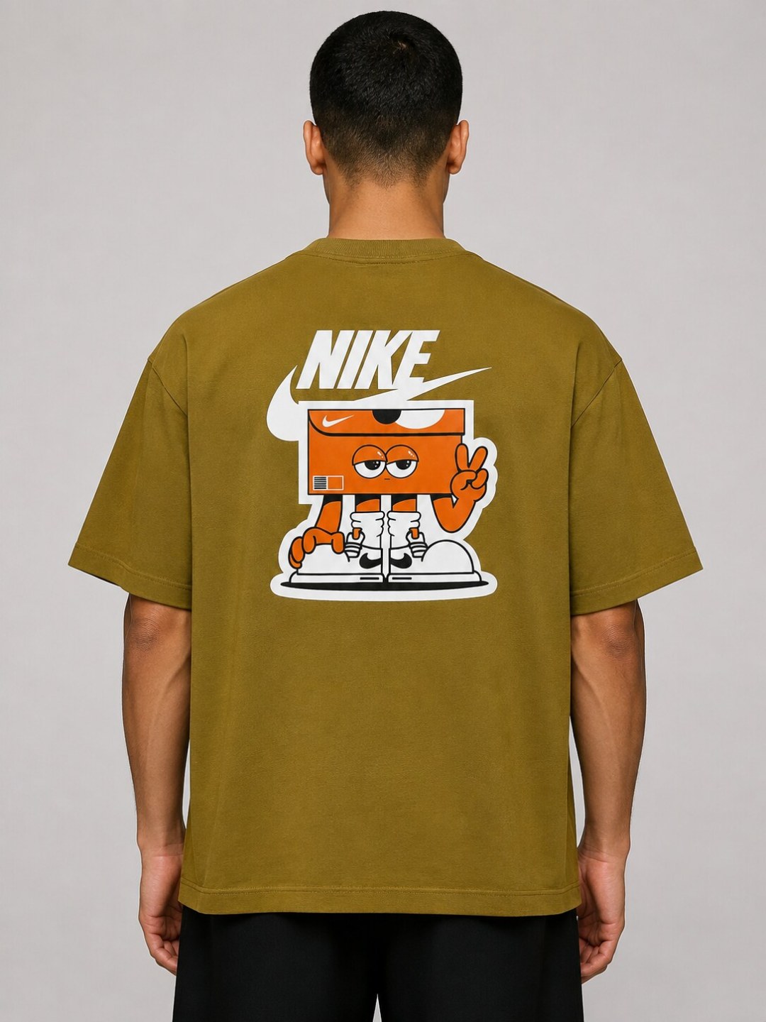 Camiseta Nike Oversized Street Box- Caqui Escuro — foto 2
