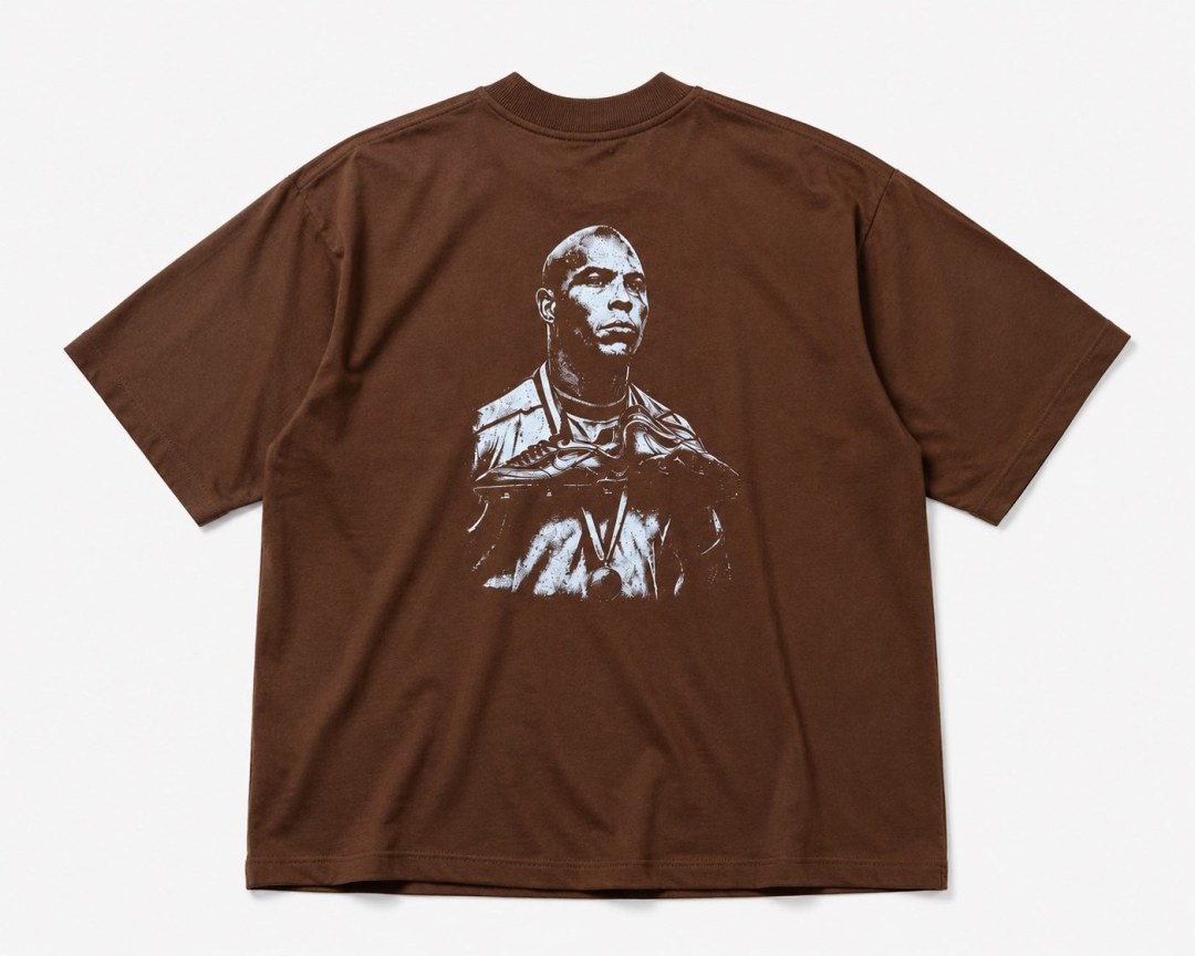 Camiseta oversized Ronaldo fenômeno marrom