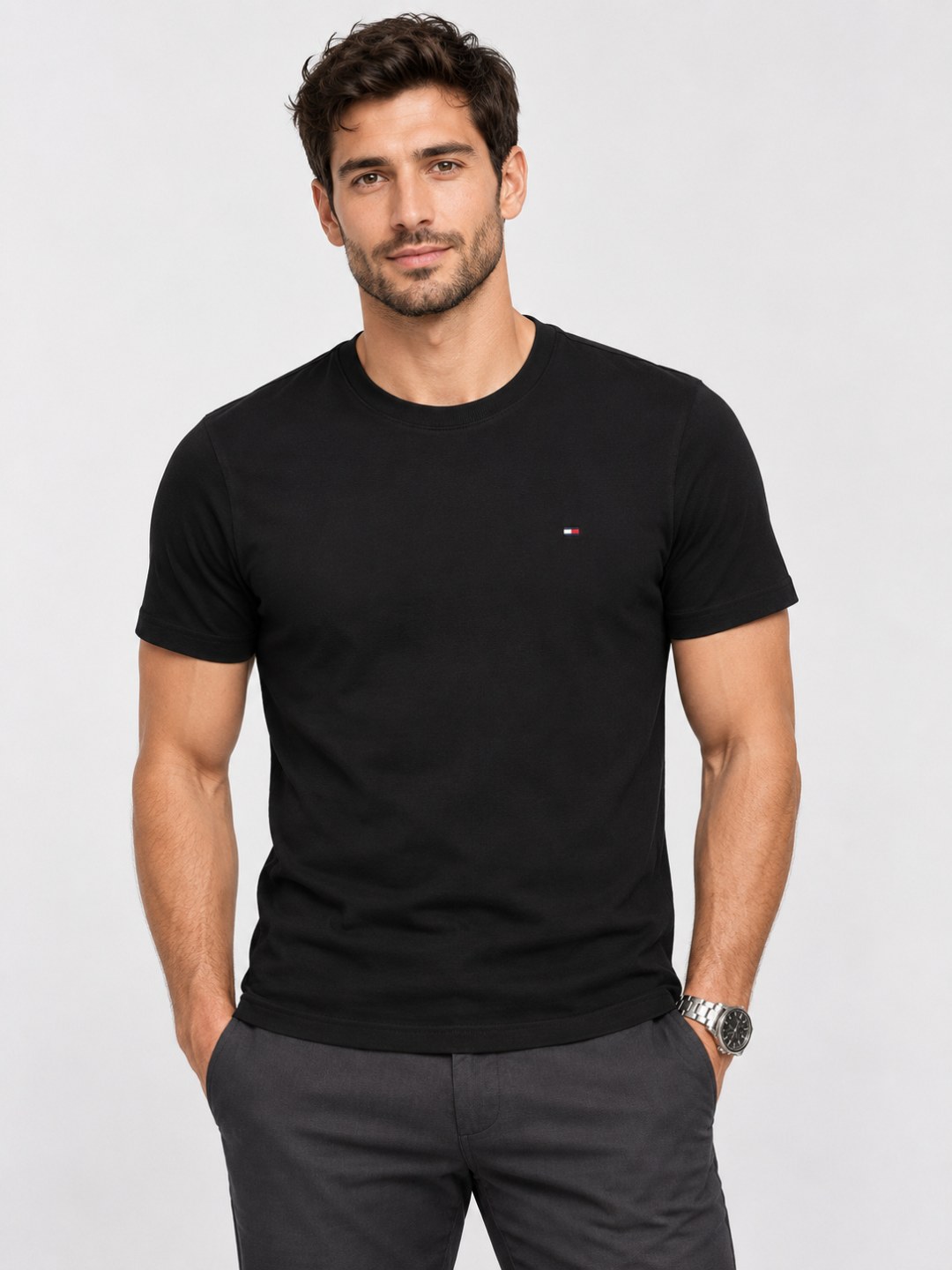 Camiseta Tommy Hilfiger Slim Essential — Preto 