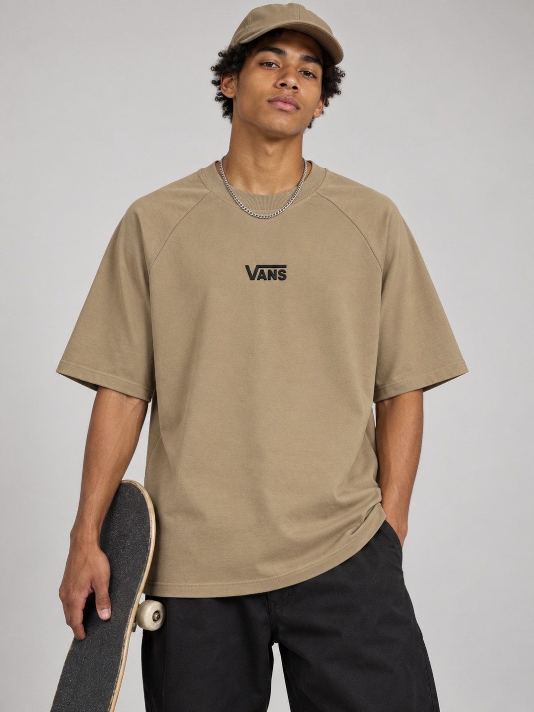 Camiseta Vans Raglan Oversized- Caqui Escuro — foto 2