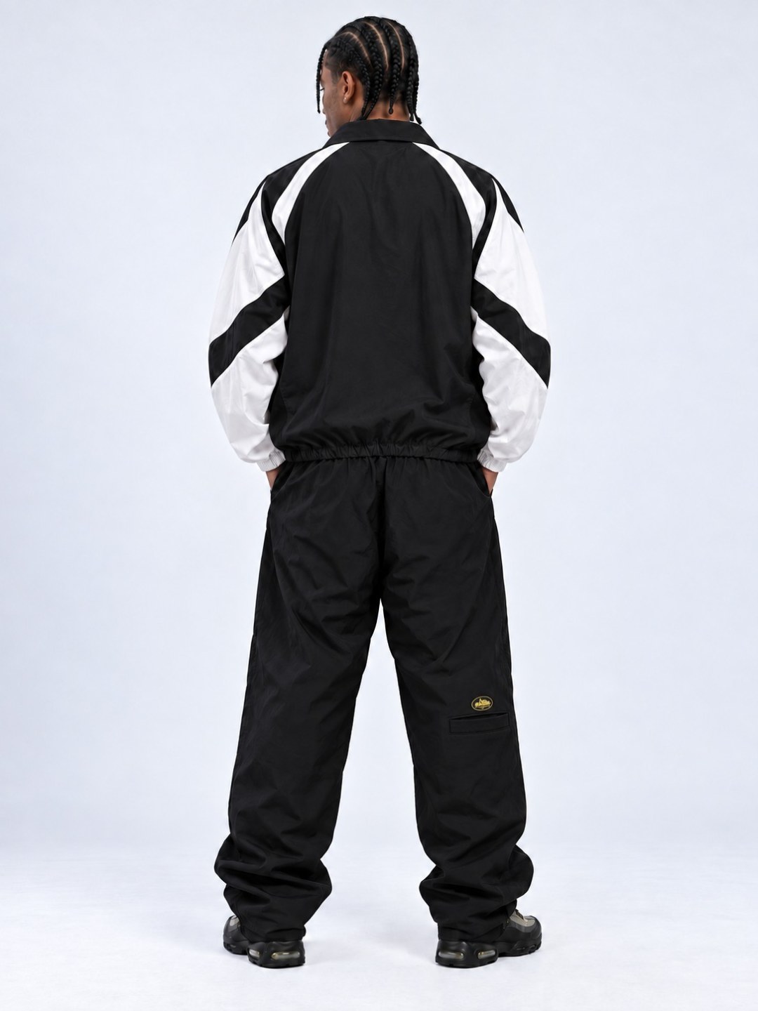 Conjunto Streetwear Corteiz Track- Preto/Branco  — foto 4
